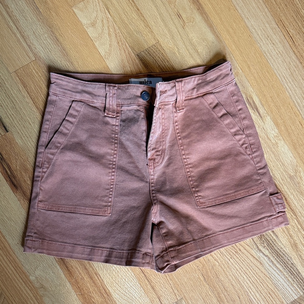 Mauve Women's Cargo Shorts